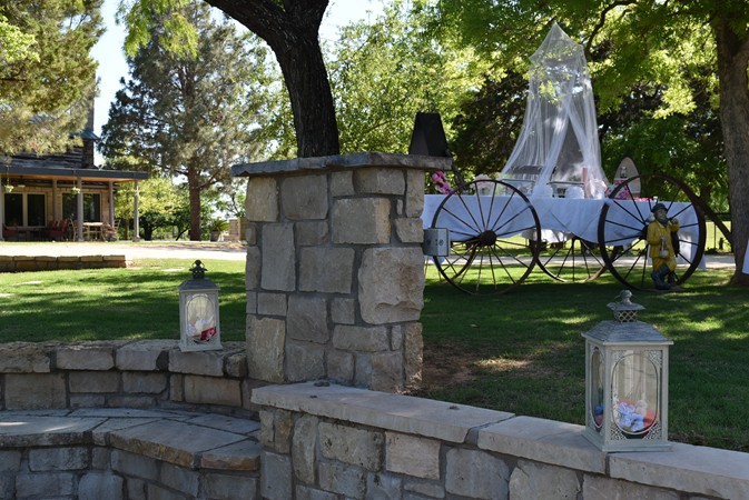 "Rustic Wagon For Desserts And TIP Themed Decor"